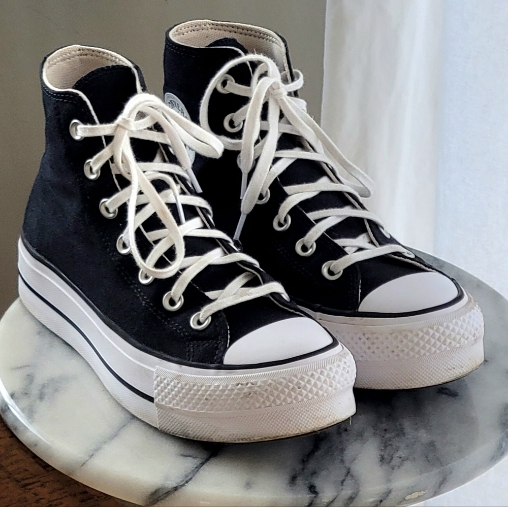 Converse Allstars Black Platform Chuck Taylor High tops